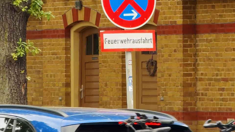 Video: Bratwurst mit Blaulicht